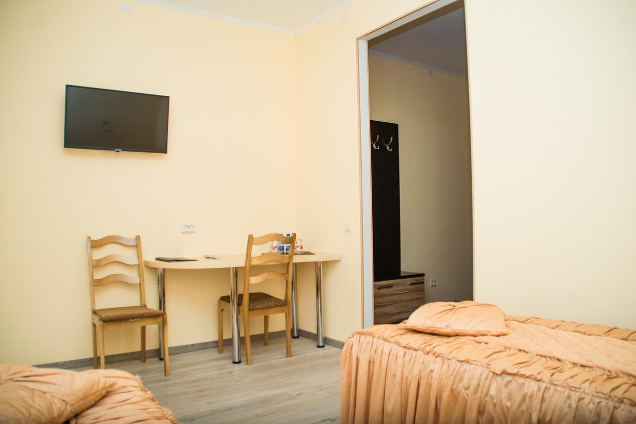 Hotel Gotsor For Competitive Sports Gomel Exterior photo